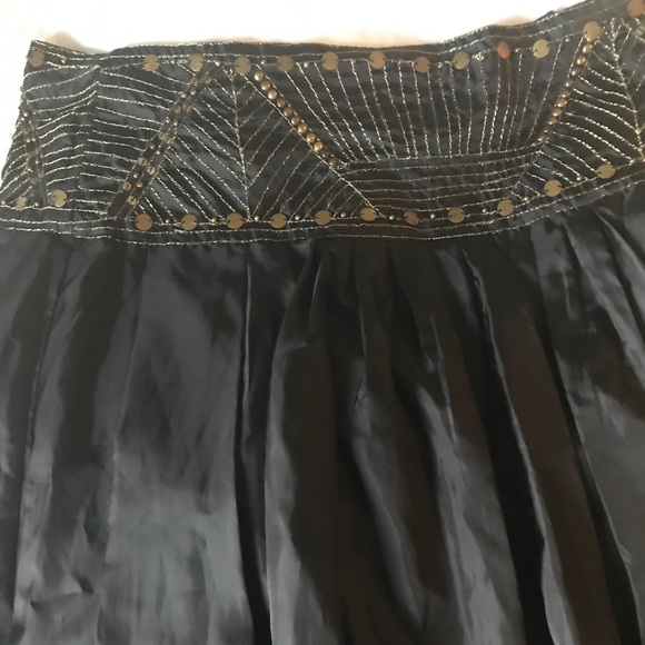 ZARA BASIC black pleated midi skirt. M - Picture 2 of 3